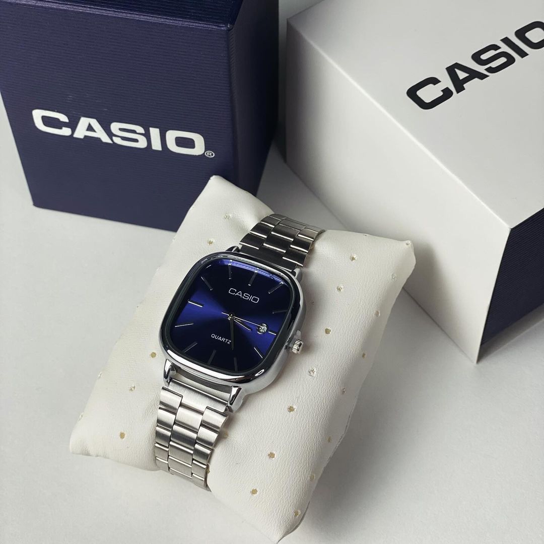 Casio Quartz Analog Watch